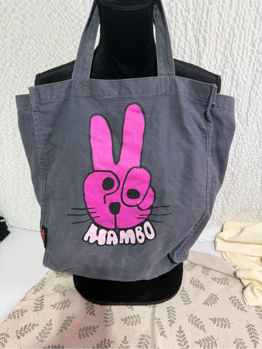 Gray Tote Bag with Pink Bunny Graphic mambo